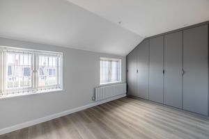 Photo 1- click for photo gallery